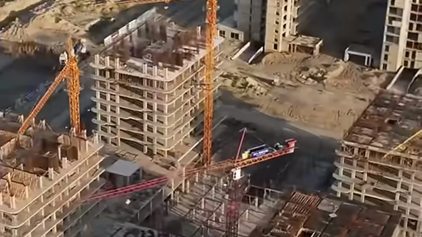 Соседняя стройка Sky Park с воздуха